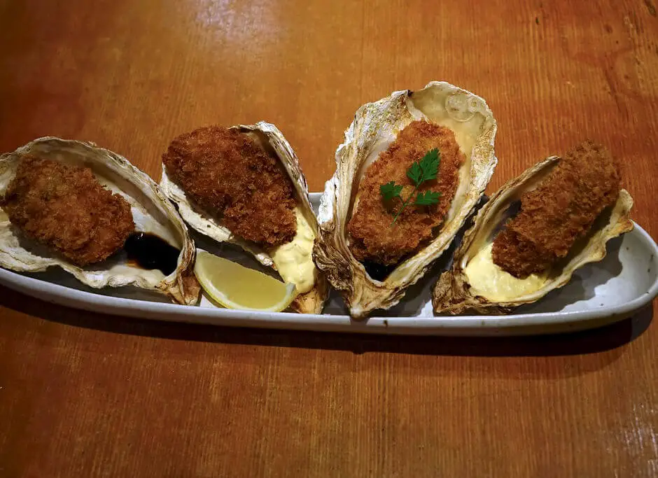 Frying oysters