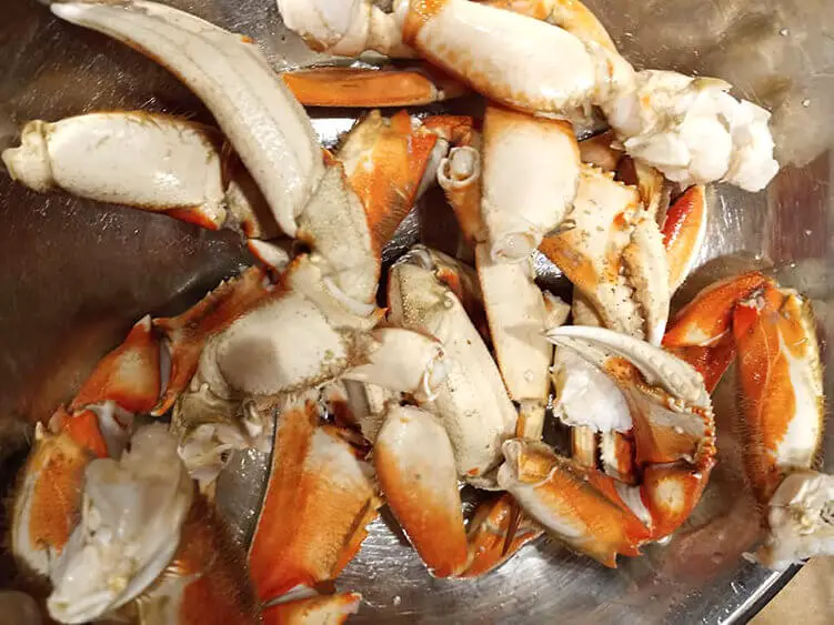 Another way to steam Dungeness crab legs