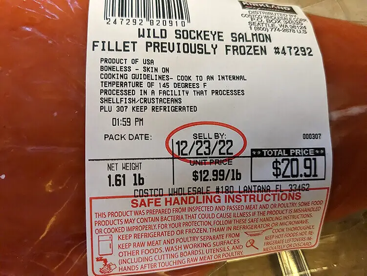 The sell-by date of salmon fillet