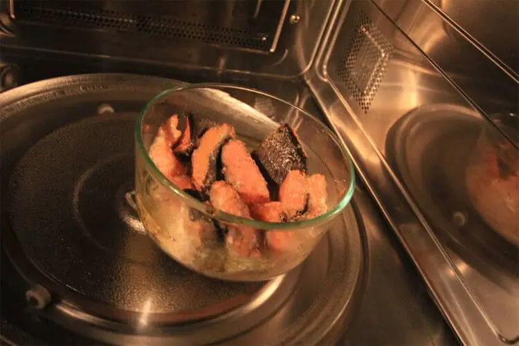 Microwaving is a quick way to defrost salmon